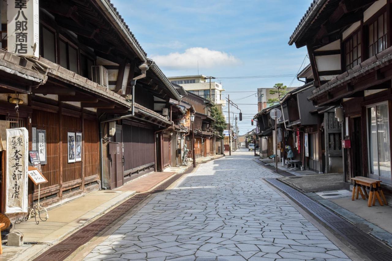 Kadokyu Ryokan Такаока Экстерьер фото