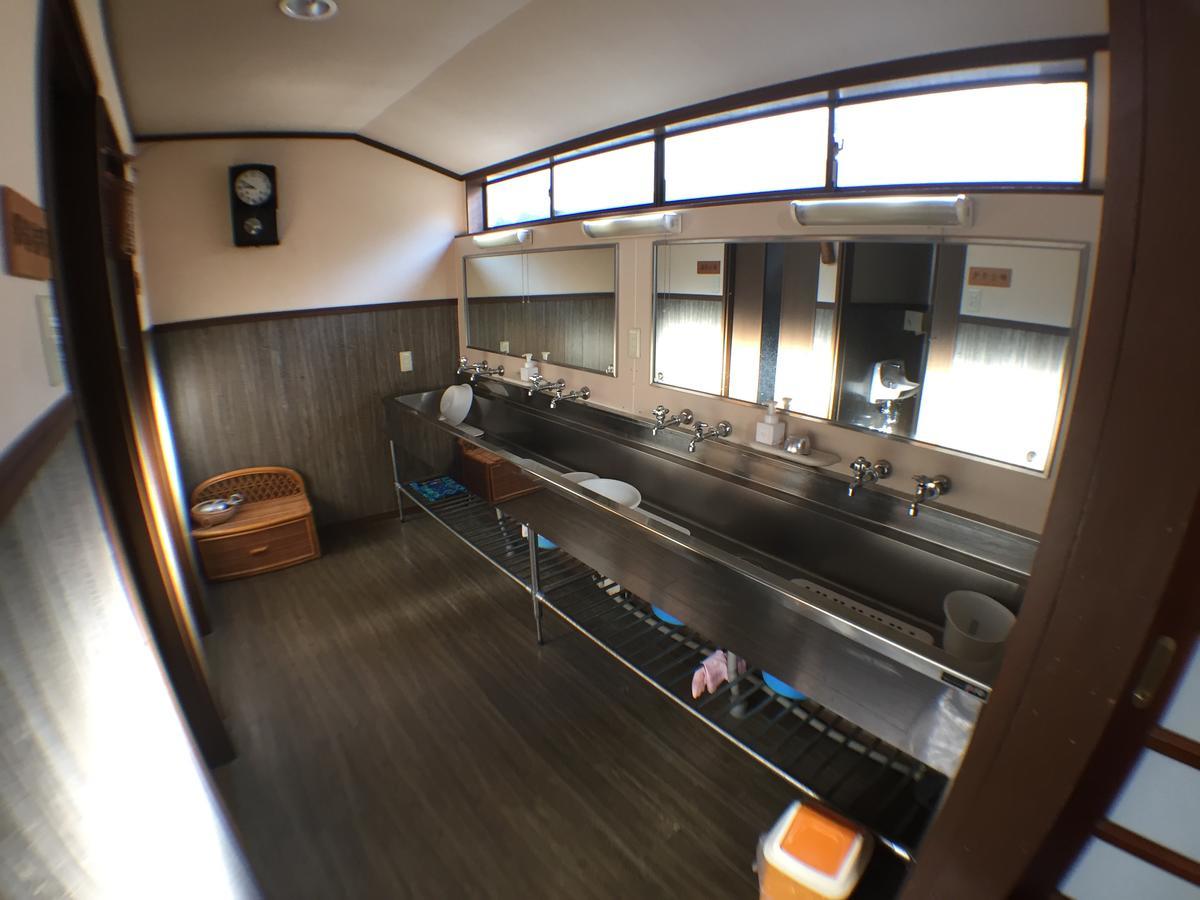 Kadokyu Ryokan Такаока Экстерьер фото